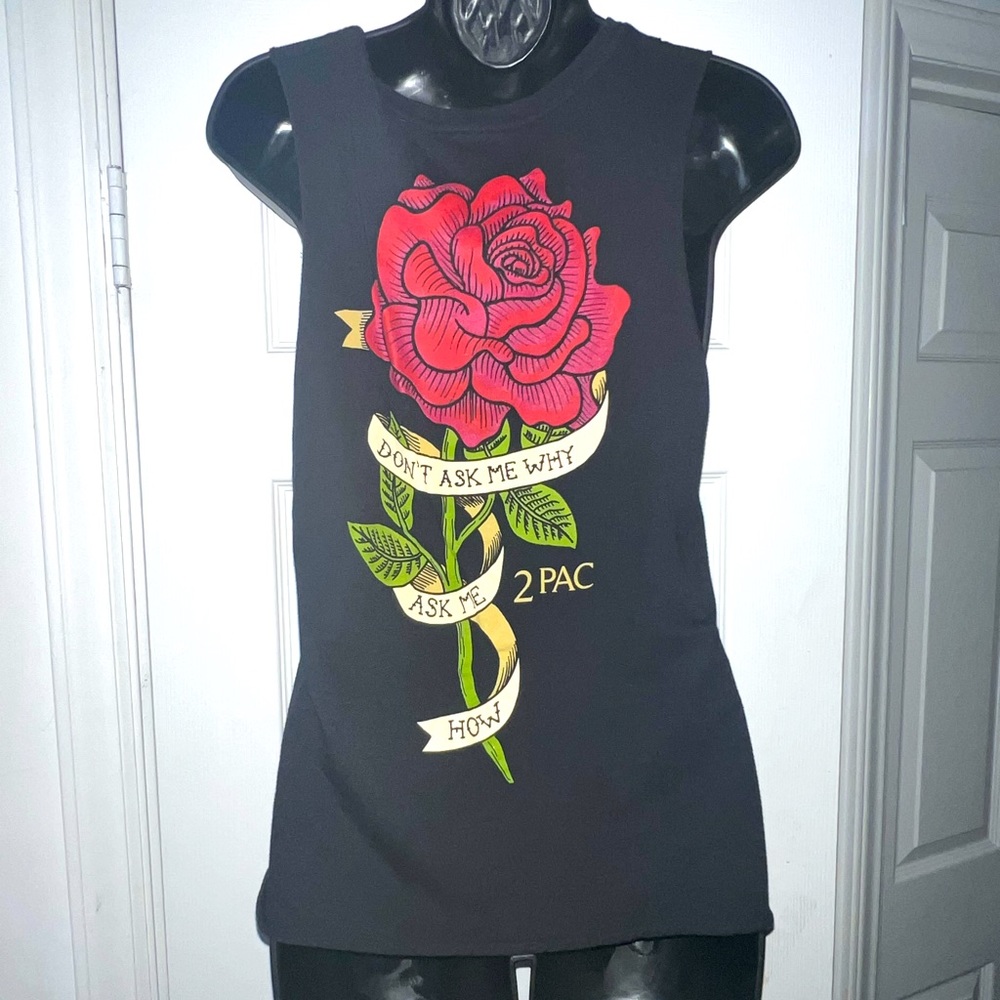 Lace up Tupac tank top